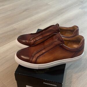 Magnanni Men's Laska slip on sneaker sz 11